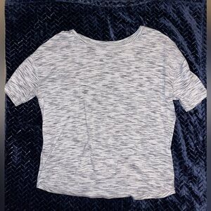 Lululemon tee